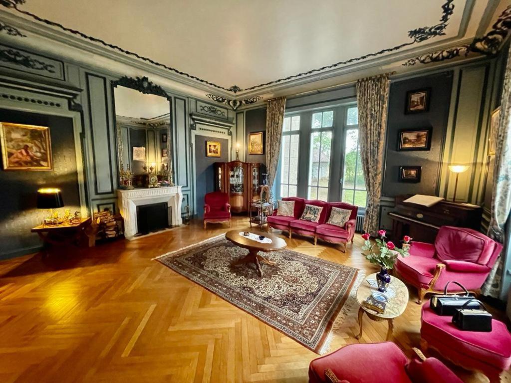 Chateau Maleplane Bed and Breakfast Saint-Léonard-de-Noblat Esterno foto