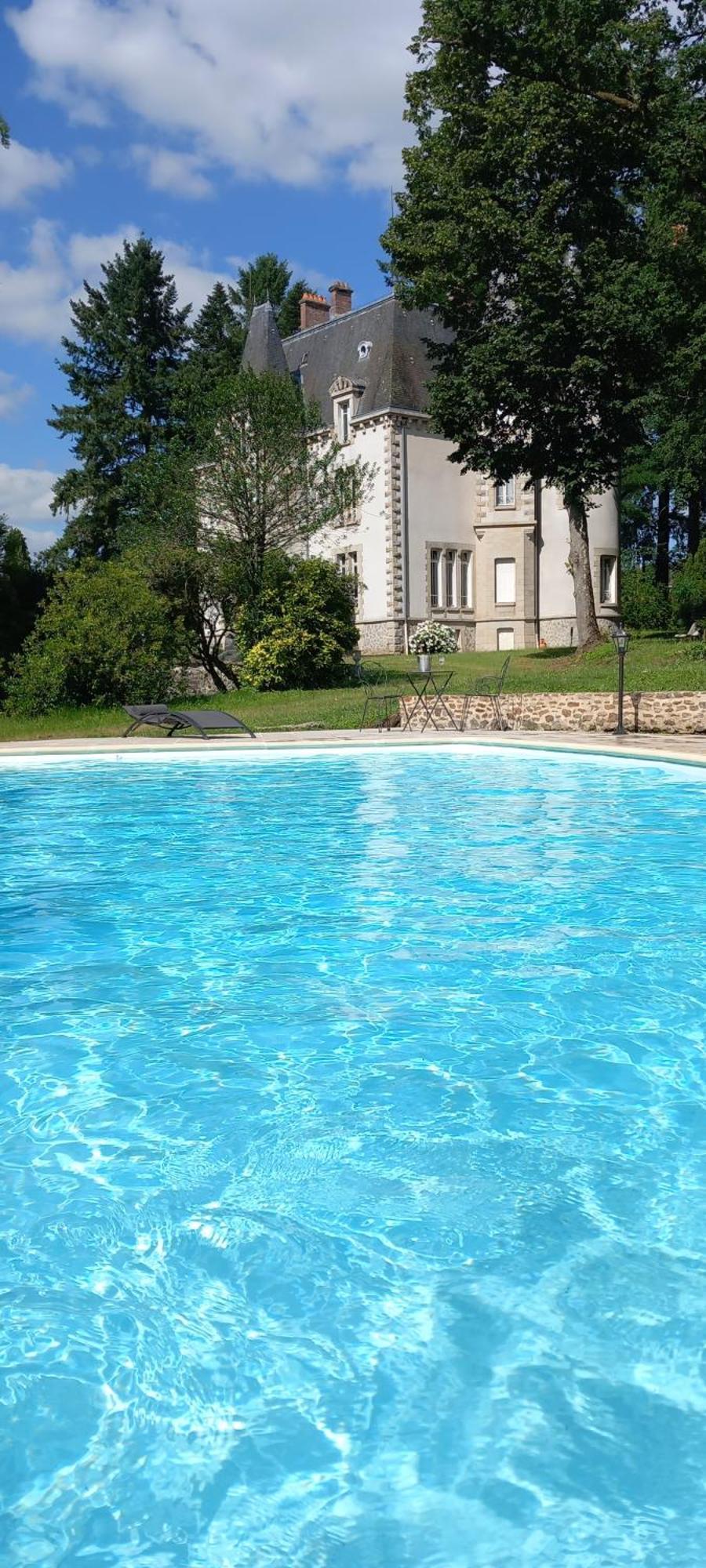 Chateau Maleplane Bed and Breakfast Saint-Léonard-de-Noblat Esterno foto